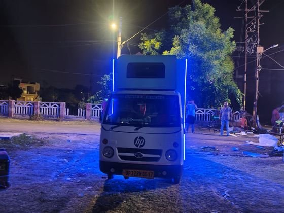 HP LED Van night activation photo 2