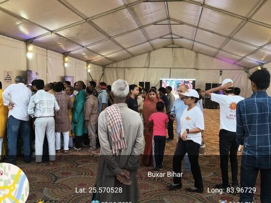 Crowd gathered at Sun Neo activation stall during the mela