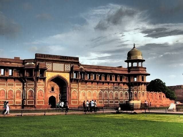 Agra Fort, representing Rudra's North region presence